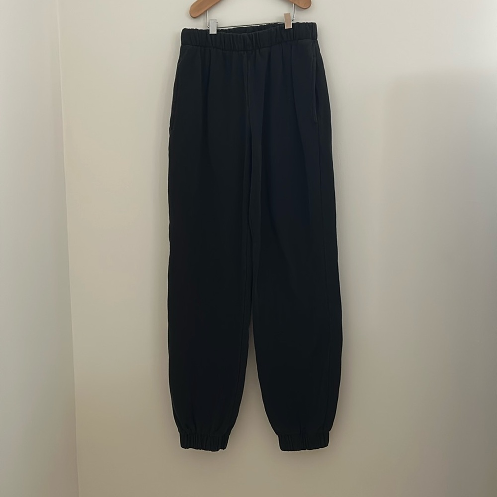 Brandy Melville Rosa Sweatpants